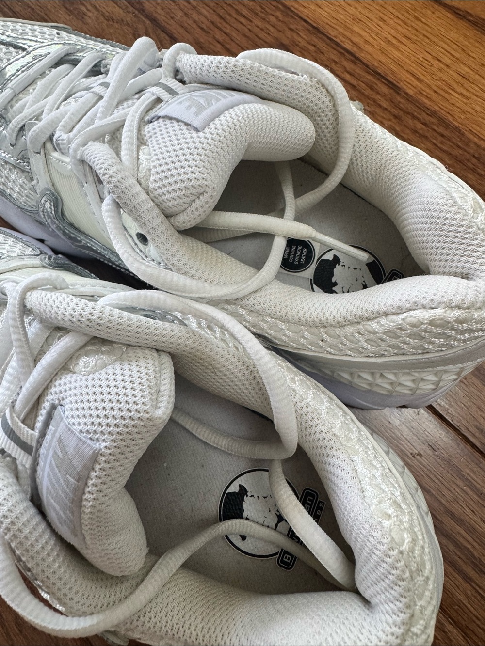 Nike White and Silver Athletic Sneakers V5 - Picture 4 of 9